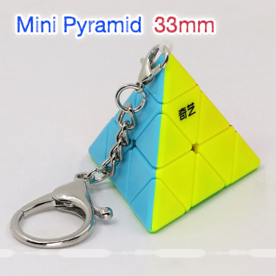 Verseny Rubik Kocka Qiyi Keychains Mini Pyramid 33mm